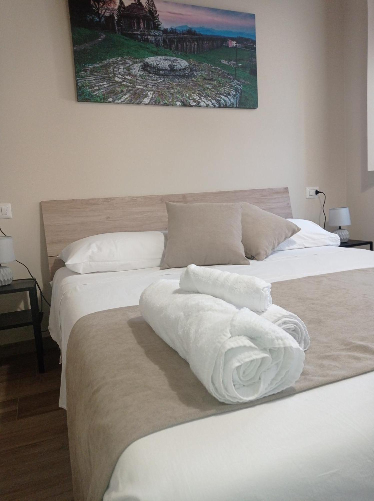 Monolocale Lucca Pellegrinilittlehouse Villa ภายนอก รูปภาพ